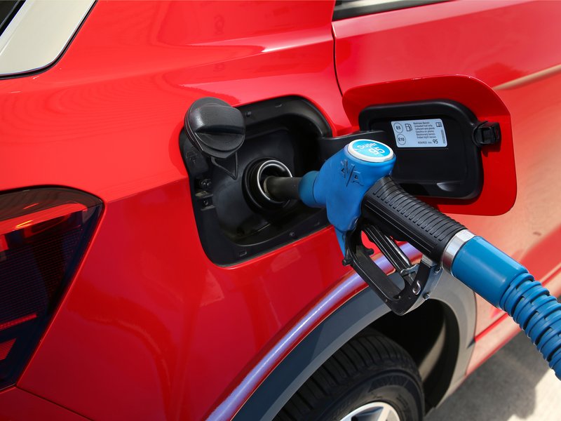 tanken-im-ausland-anders-als-in-deutschland.jpg Bild tanken-im-ausland-anders-als-in-deutschland.jpg